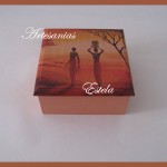 Cajas Artesanales DEcoradas Para Bomobnes y/o Caramelos