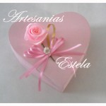 Cajas Artesanales De Madera Corazón Para Bombones Decoradas Con Flores De Tela