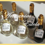 Souvenir Botellitas De Vino Personalizadas