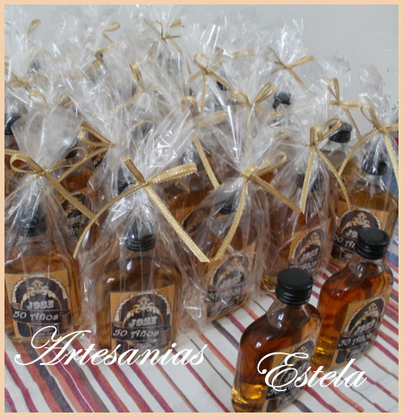 Souvenirs Botellitas De Whisky Personalizadas