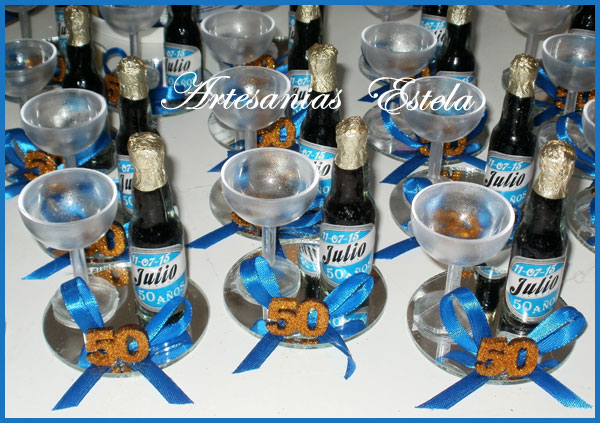 Souvenirs 50 Años-Botellitas De Cerveza Personalizadas