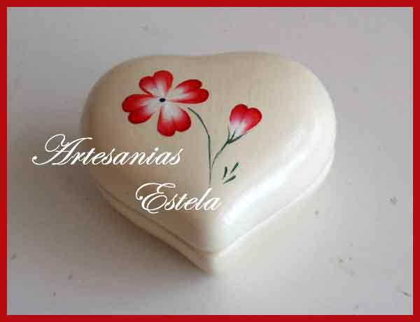 Souvenirs 50 Años - Cajitas Corazon De Ceramica