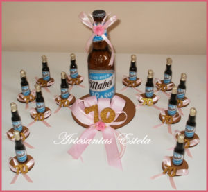 Souvenir Para Cumpleaños De Adultos Con Botellitas Personalizadas