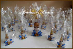 Souvenir Para Cumpleaños De Adultos Con Botellitas Personalizadas