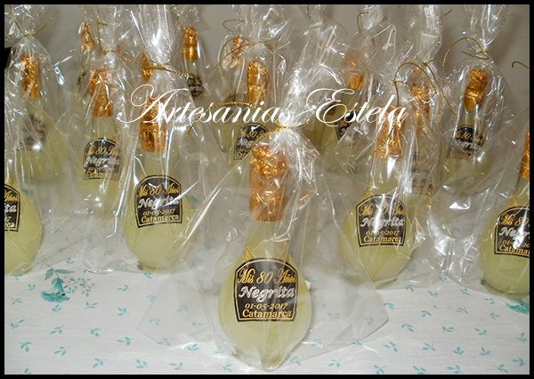 Souvenir Botelitas De Licor o Vino Personalizadas