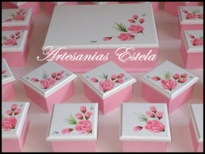 Souvenir-Cajitas-con-Flores-Pintadas-17